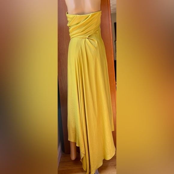 HALSTON HERITAGE NWOT Strapless Draped Yellow Gown Size 2 - Picture 7 of 10